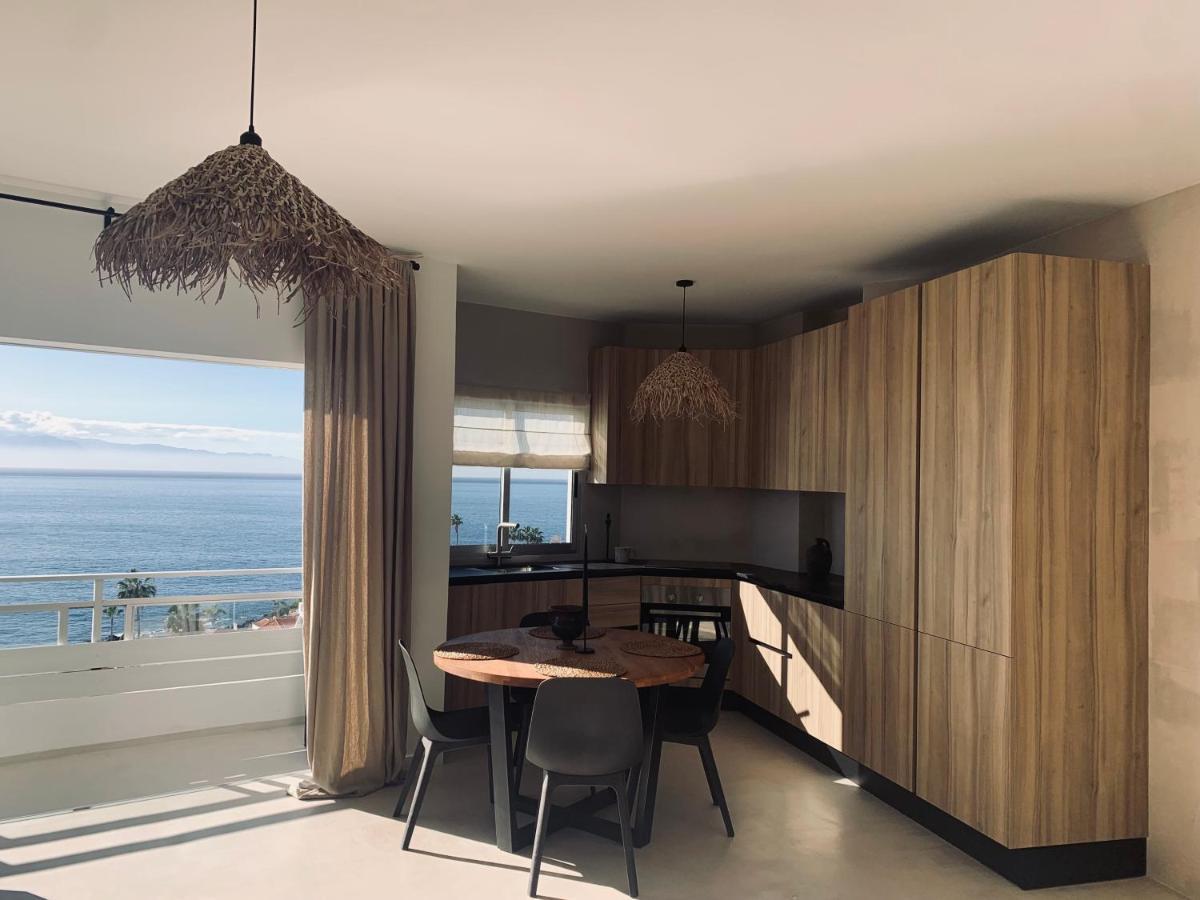 Spacious, Light & Cozy Apartments With Ocean Views Puerto de Santiago  Esterno foto
